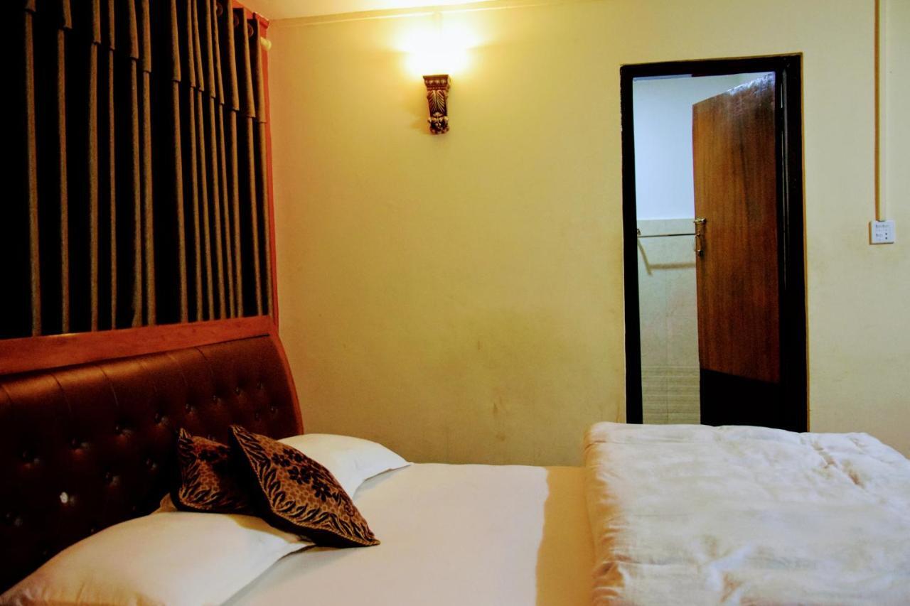 Hotel Siraaj Lalitpur Εξωτερικό φωτογραφία